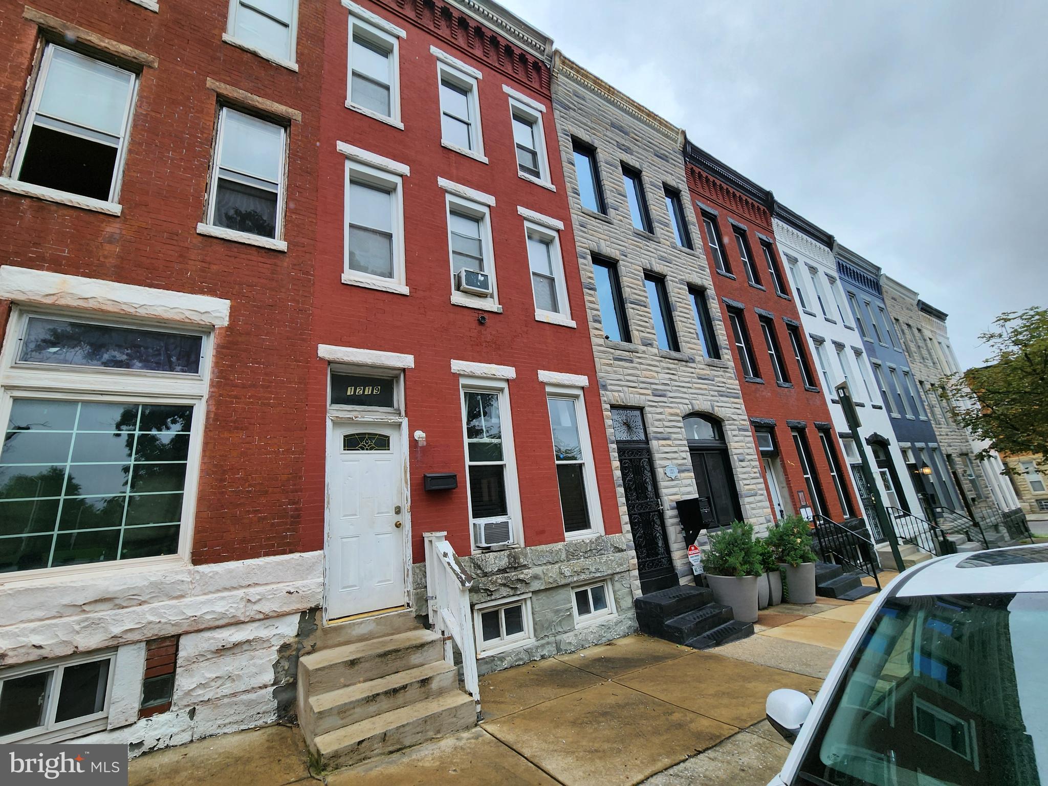 1219 Cloverdale Road Baltimore, MD 21217 - Photo 2 of 18 Gallery Image 2