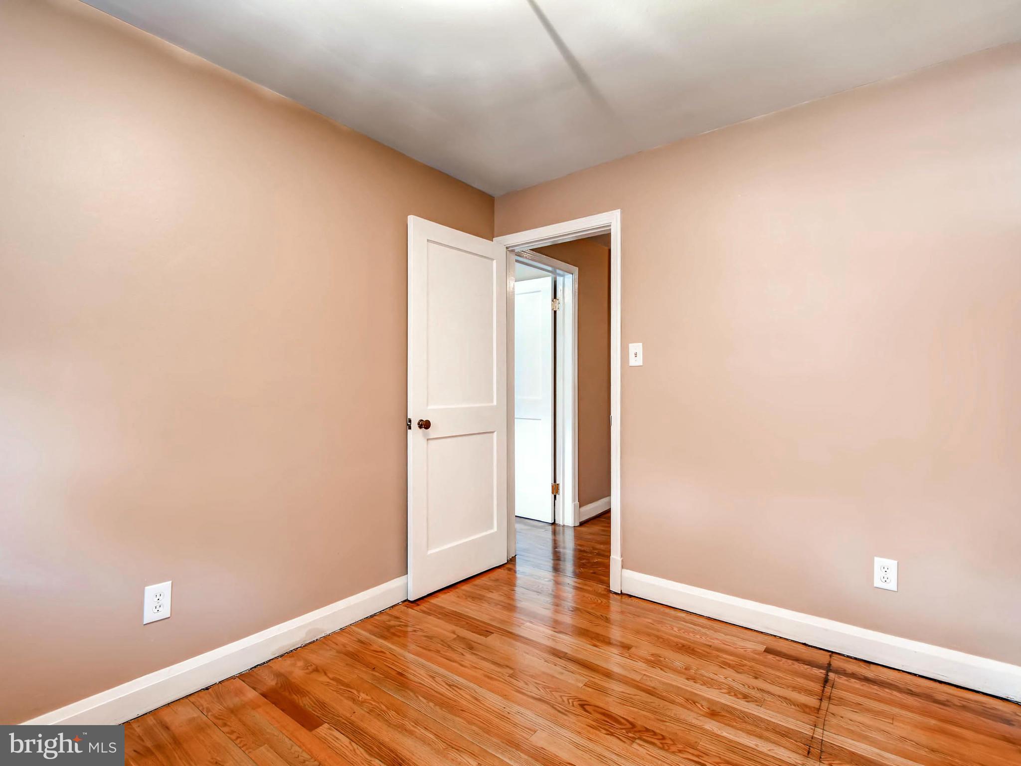1809 Crestview Road Baltimore, MD 21239 - Photo 19 of 29 Large second BR