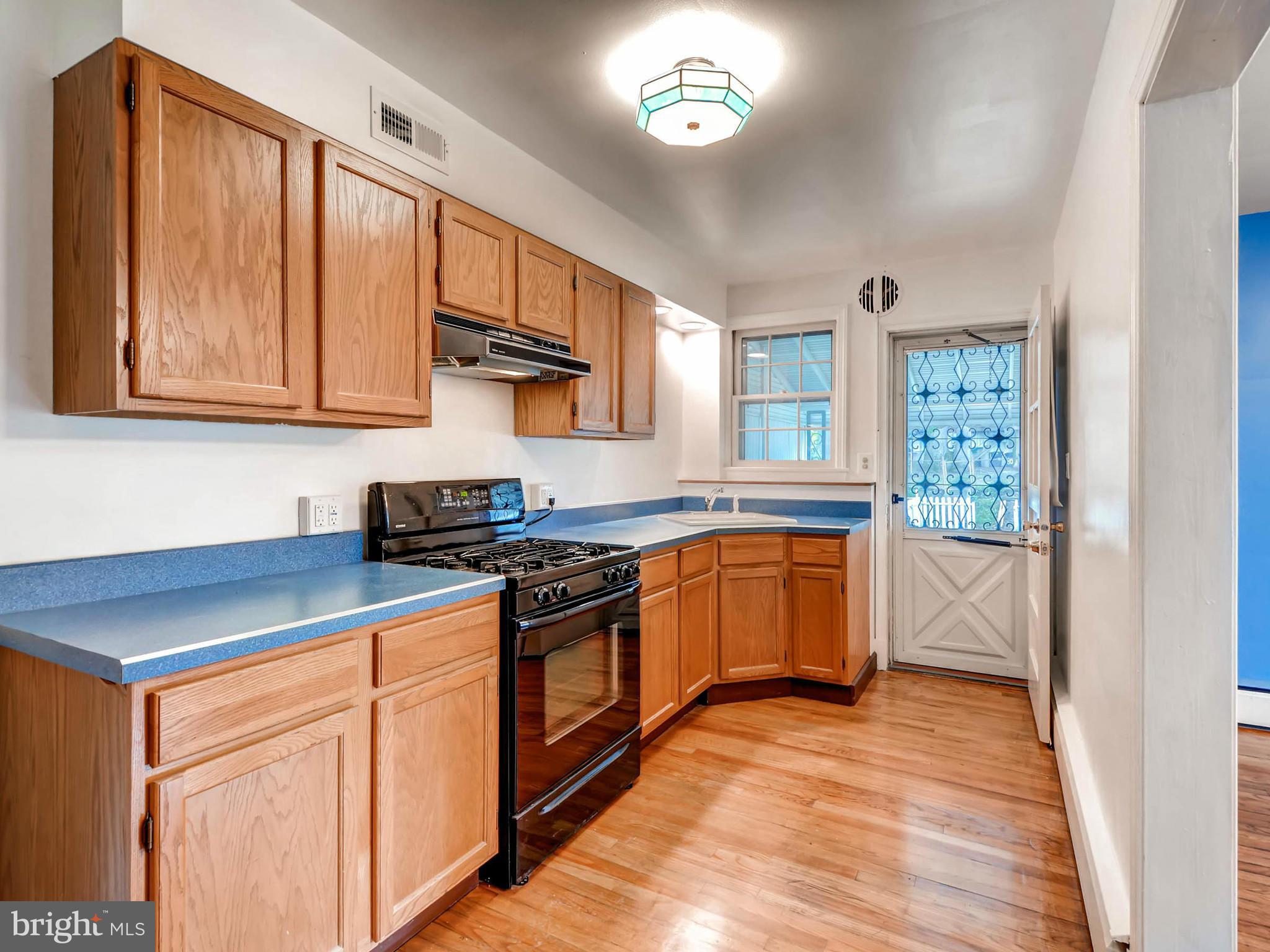 1809 Crestview Road Baltimore, MD 21239 - Photo 10 of 29 Light filled kitchen