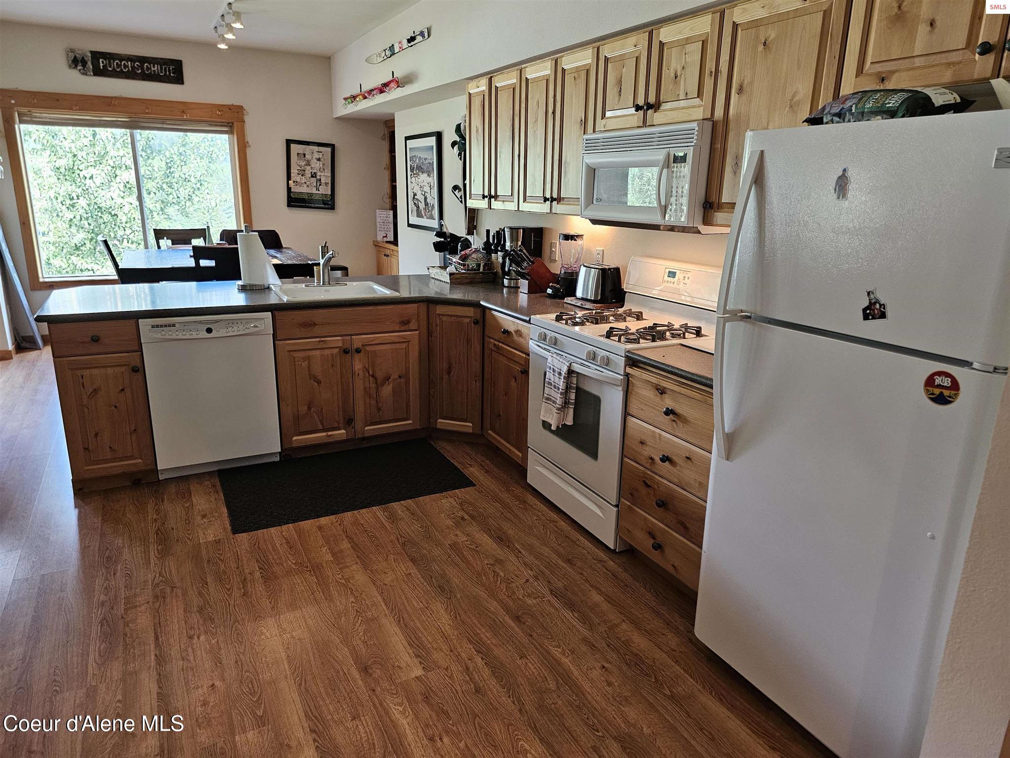 107 Cornice Court, Unit 308 Sandpoint, ID 83864 - Photo 12 of 25 20252070-629ef99f-7f99-44d4-b948-2300f56