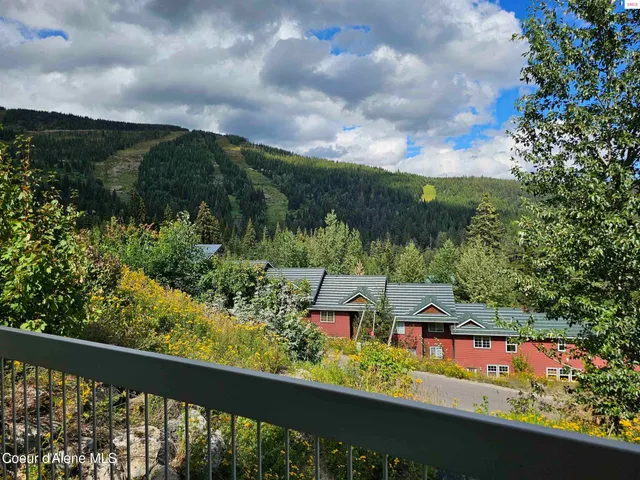 $849,000 | 107 Cornice Court, Unit 308, Sandpoint, ID 83864