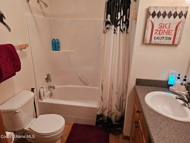 $849,000 | 107 Cornice Court, Unit 308, Sandpoint, ID 83864