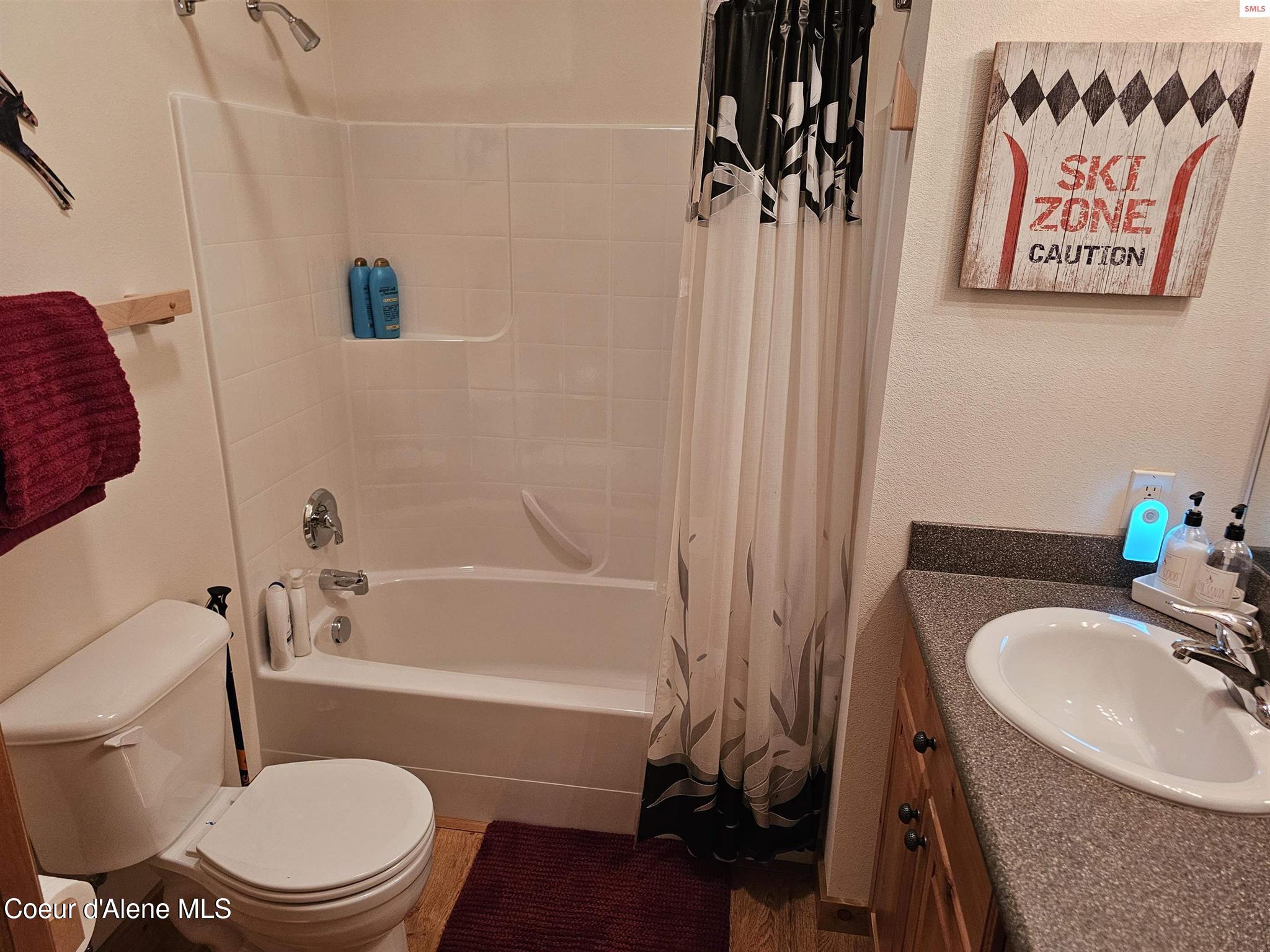 107 Cornice Court, Unit 308 Sandpoint, ID 83864 - Photo 22 of 25 20252070-d253442e-bea6-4f9b-8407-3b5f9ab