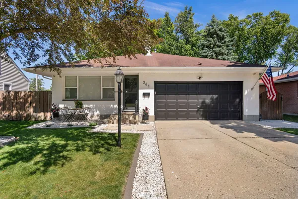 $395,000 | 361 South Commonwealth Avenue, Elgin, IL 60123
