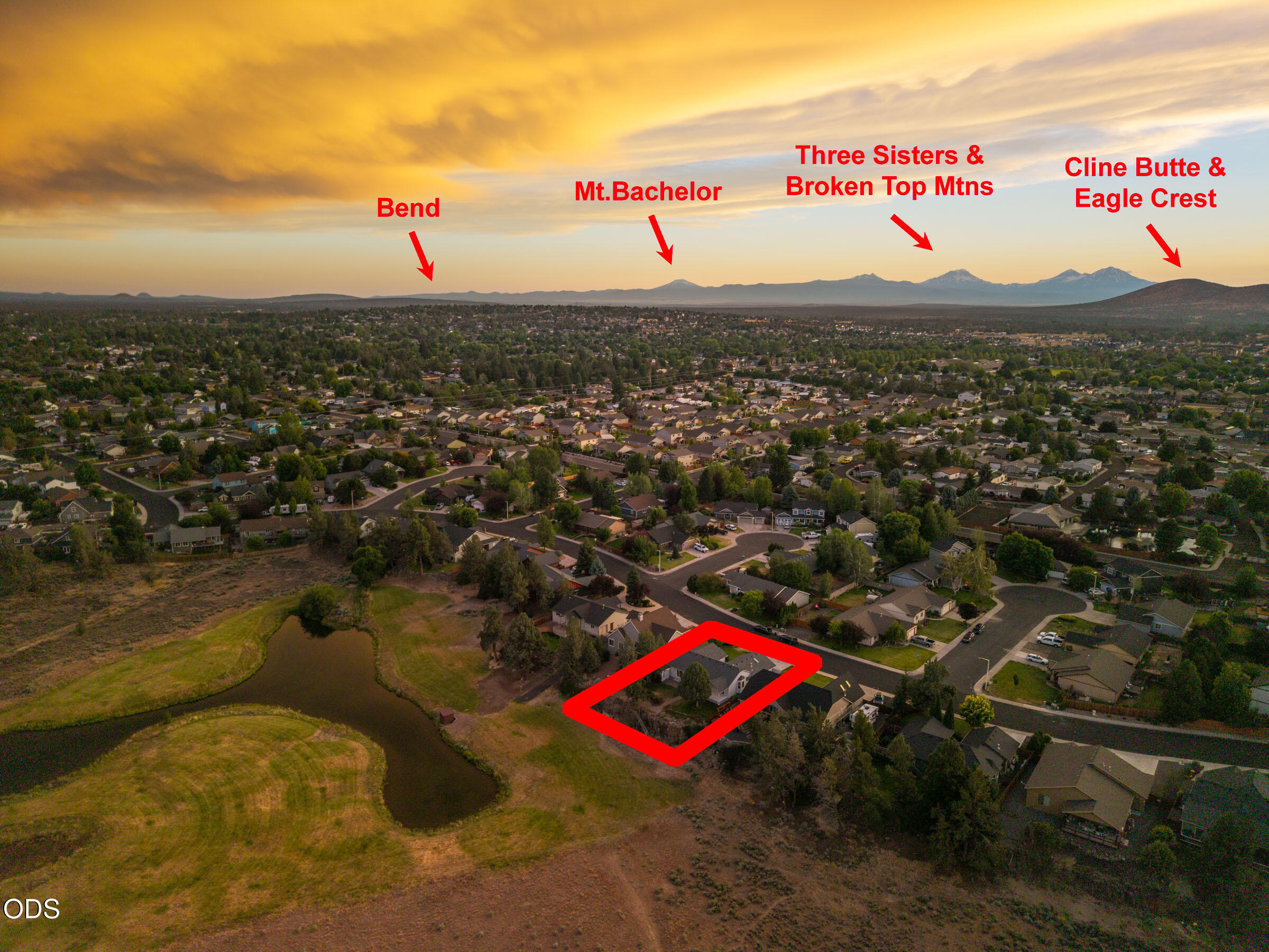 1128 Southwest Rimrock Way Redmond, OR 97756 - Photo 2 of 46