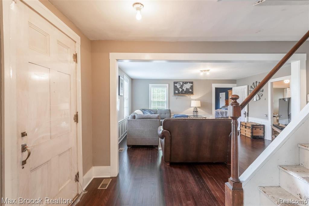 2040 South Livernois Road Rochester Hills, MI 48309 - Photo 9 of 24