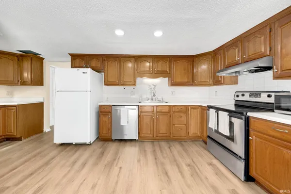 $314,900 | 6427 Londonderry Lane, Fort Wayne, IN 46835