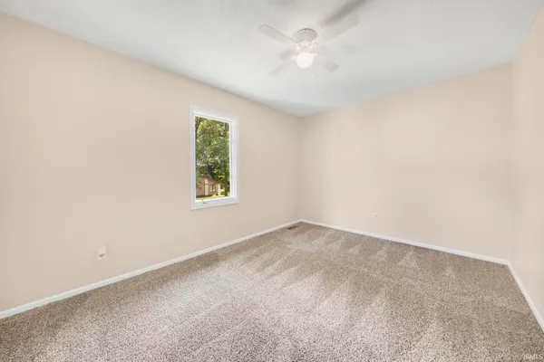 $324,900 | 6427 Londonderry Lane, Fort Wayne, IN 46835