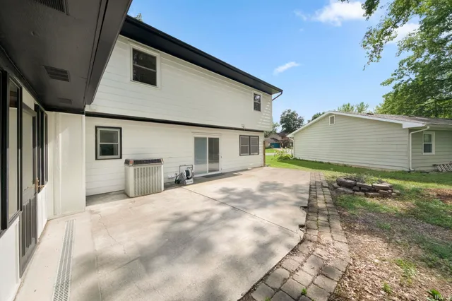 $339,900 | 6427 Londonderry Lane, Fort Wayne, IN 46835