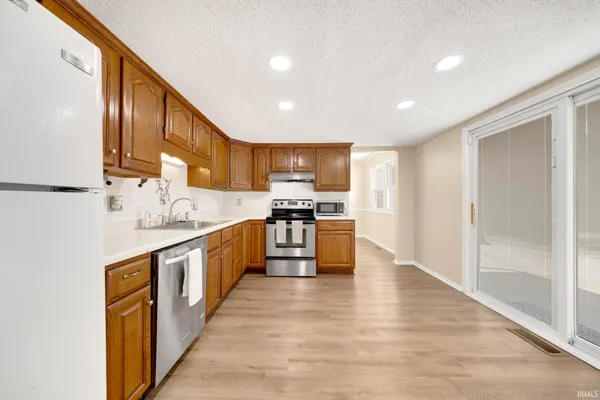 $314,900 | 6427 Londonderry Lane, Fort Wayne, IN 46835