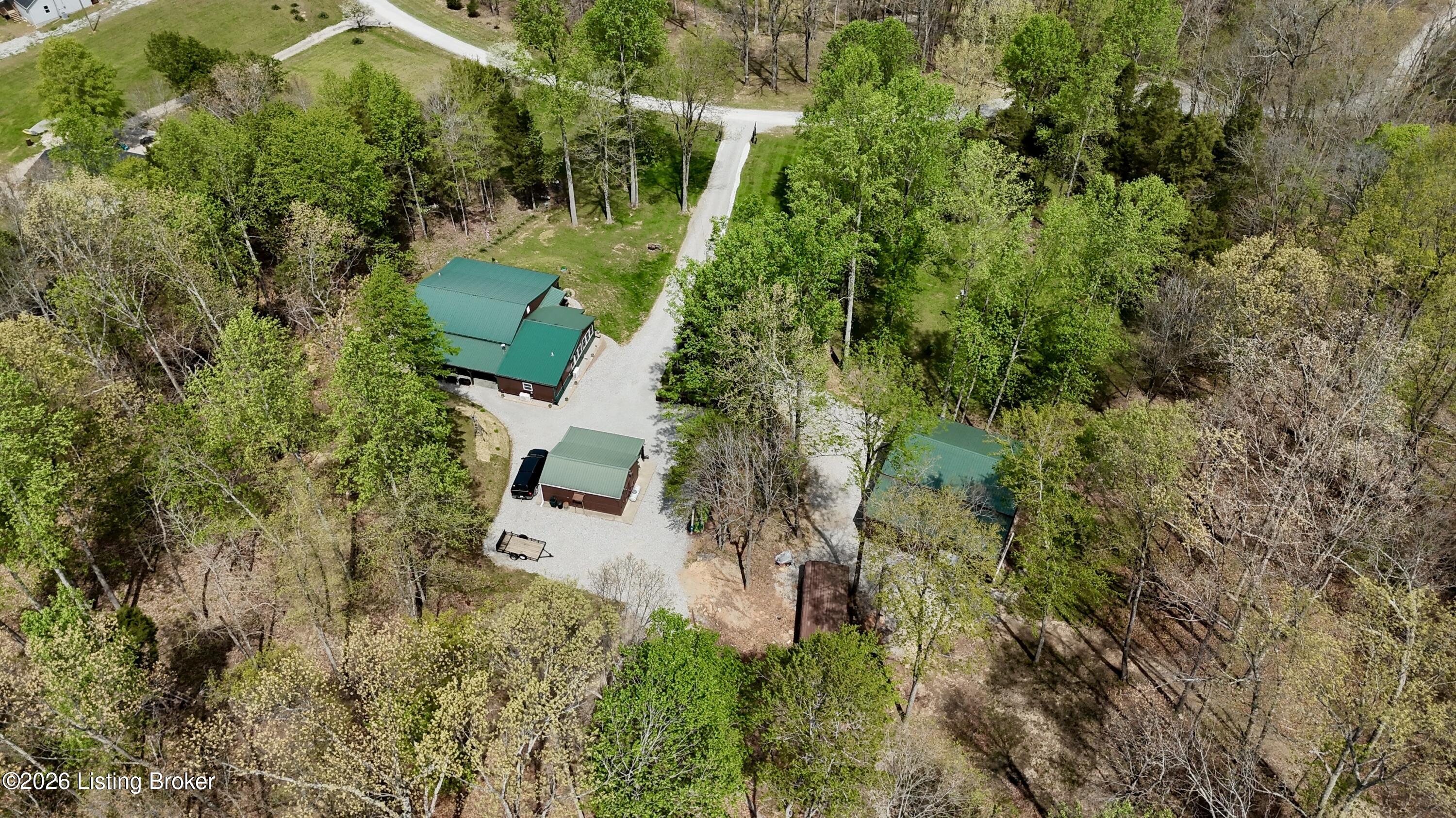 207 Fawn Hl Road Leitchfield, KY 42754 - Photo 13 of 112 dji_fly_20260412_115802_0228_17760159929