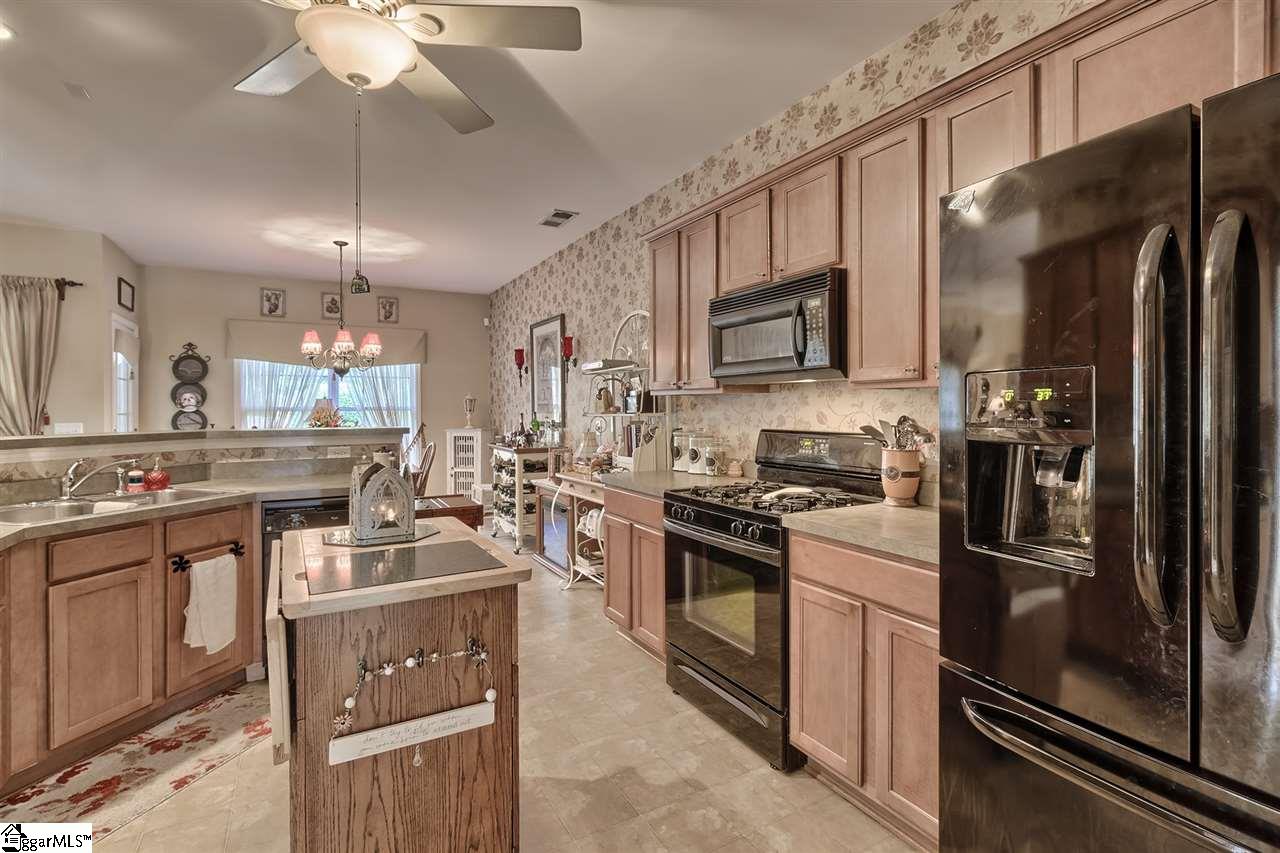 43 Farmbrook Way Simpsonville, SC 29681 - Photo 7 of 35 Gallery Image 7