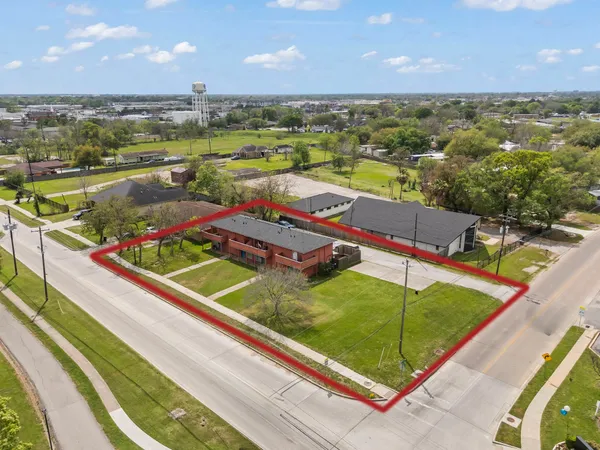 $495,000 | 2816 Lafferty Road, Unit 4, Pasadena, TX 77502