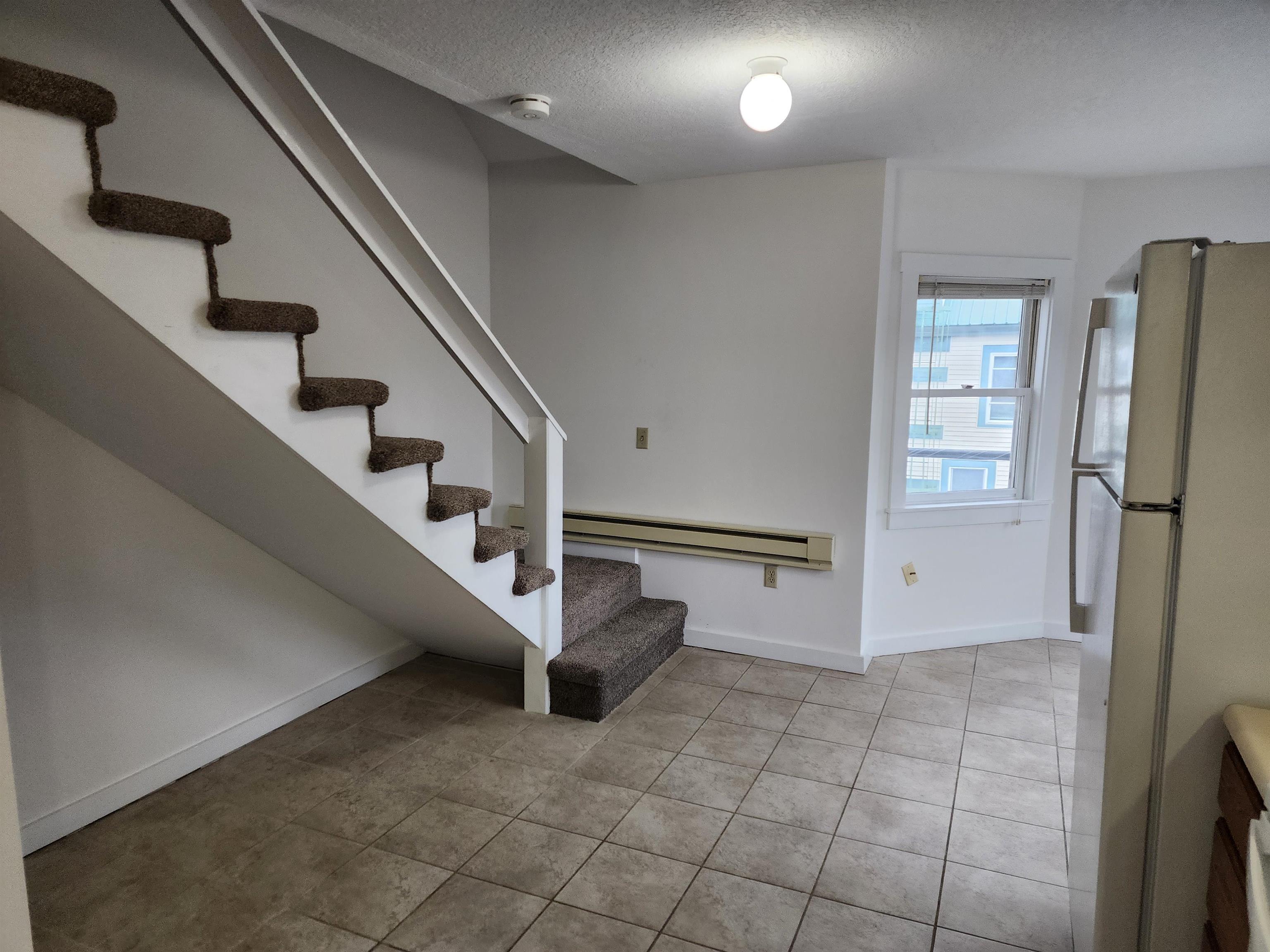 73 Pleasant Street, Unit 3 Littleton, NH 03561 - Photo 13 of 19
