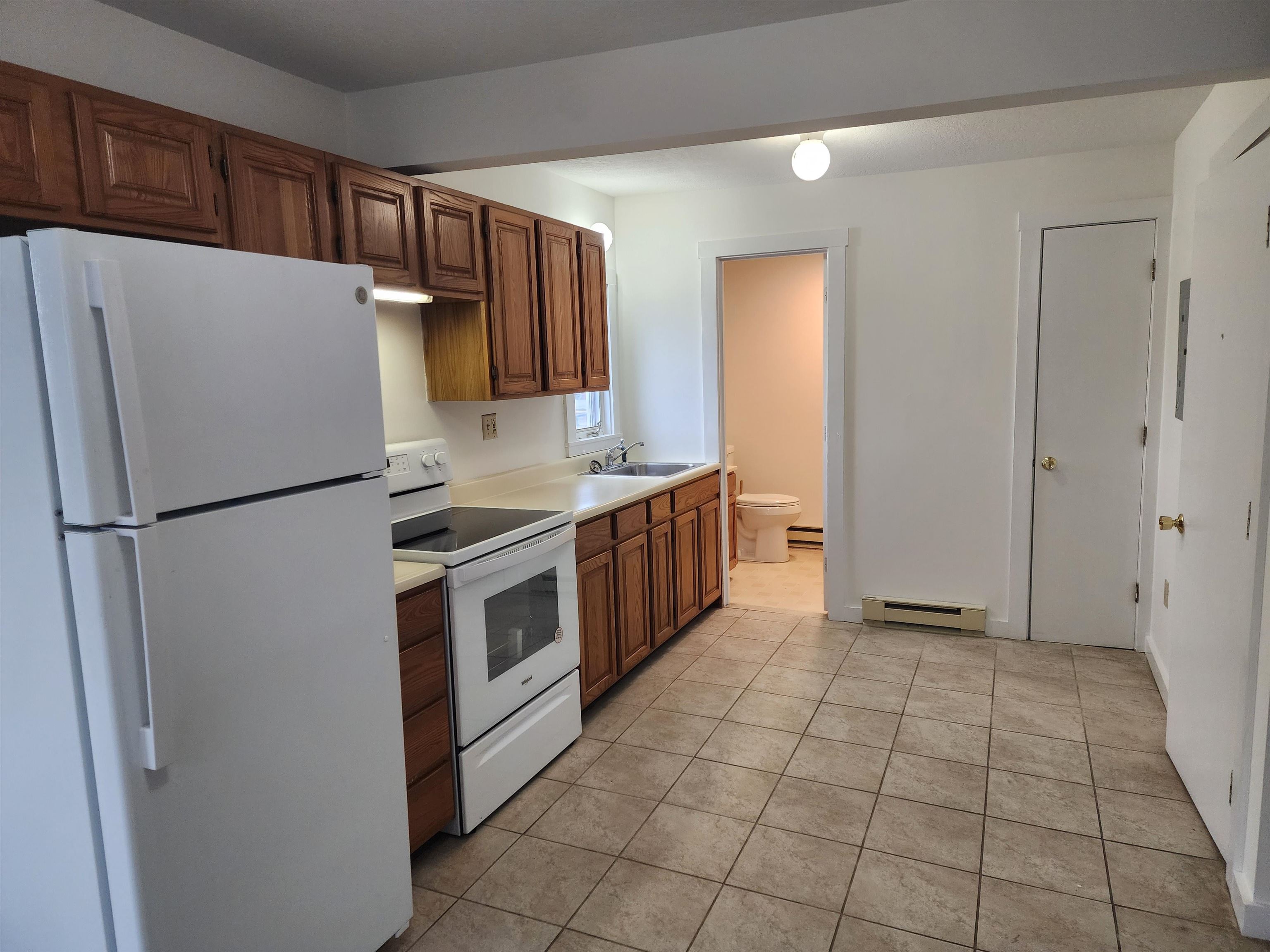 73 Pleasant Street, Unit 3 Littleton, NH 03561 - Photo 17 of 19