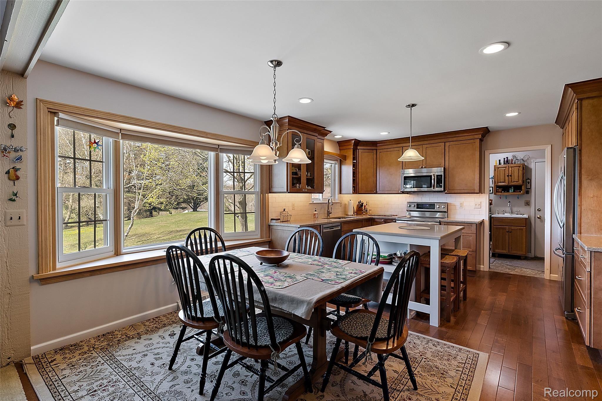 2656 Lake George Road Oakland, MI 48363 - Photo 17 of 64 2656 Lake George-42.jpg