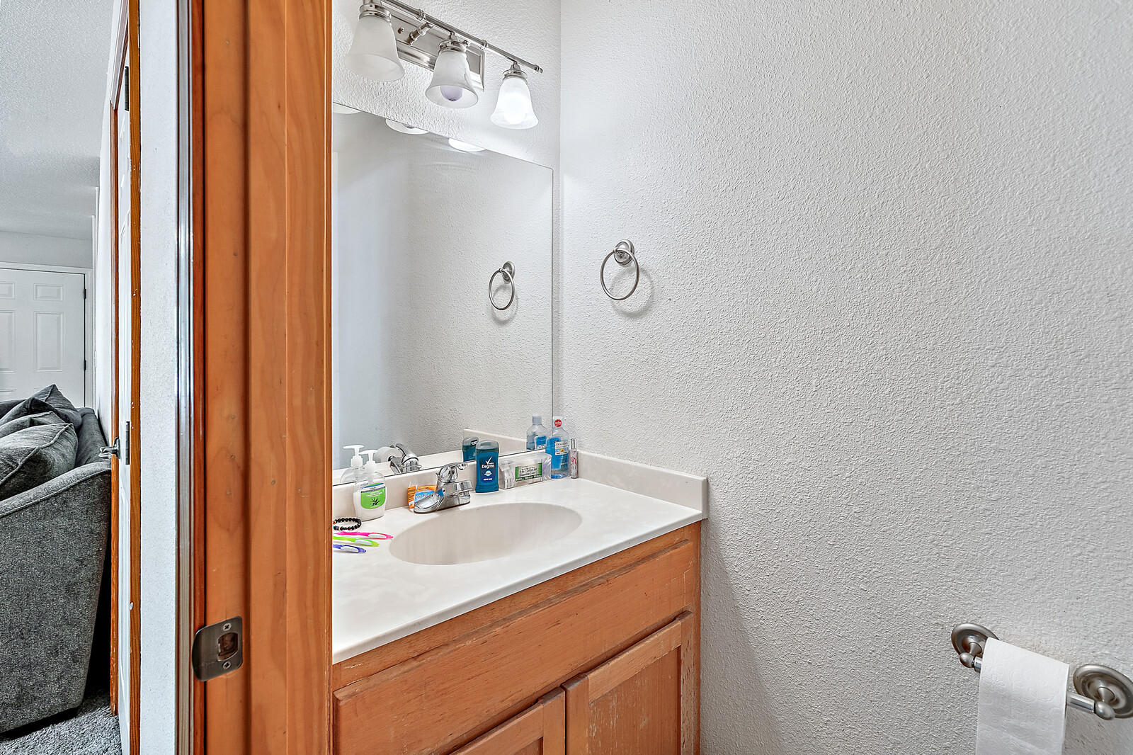450 Midway Road, Unit 1 Medford, OR 97501 - Photo 7 of 21 13_MR_13_mls
