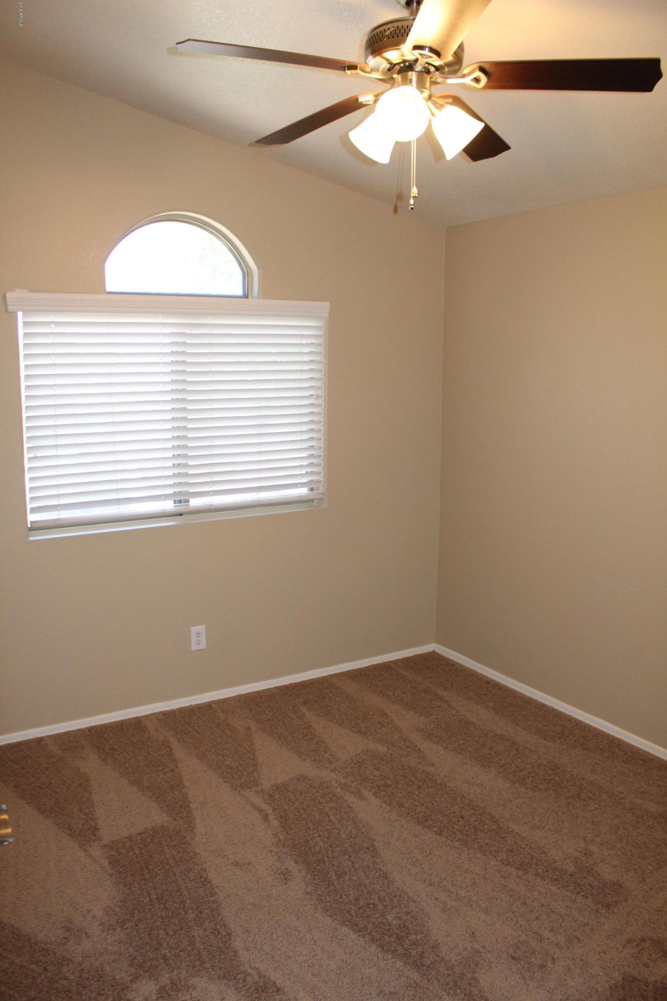 653 East Kyle Drive Gilbert, AZ 85296 - Photo 12 of 30 IMG_1513