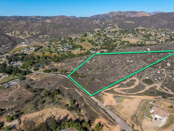 $295,000 | 0 Stallion Oaks Road, Unit 1, El Cajon, CA 92019