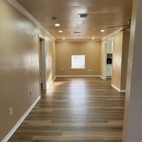 $1,395 | 3402 Seabrook Street, Houston, TX 77021