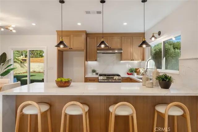 $1,150,000 | 2360 Fanwood Avenue, Long Beach, CA 90815