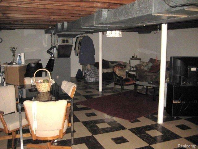 17610 Cornell Road Southfield, MI 48075 - Photo 21 of 25 261-911622 - (24).JPG