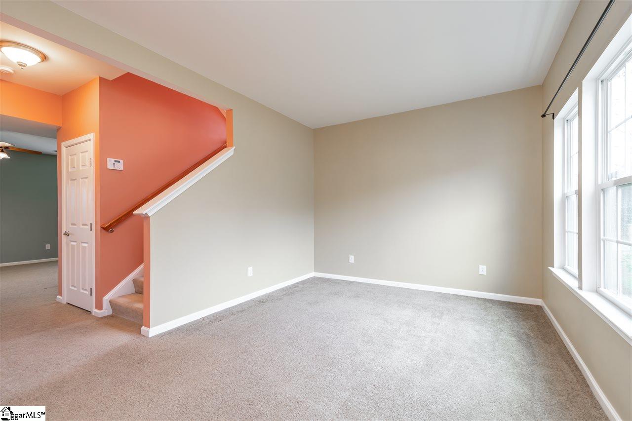 210 Bridgeport Road Boiling Springs, SC 29316 - Photo 3 of 36 Gallery Image 3