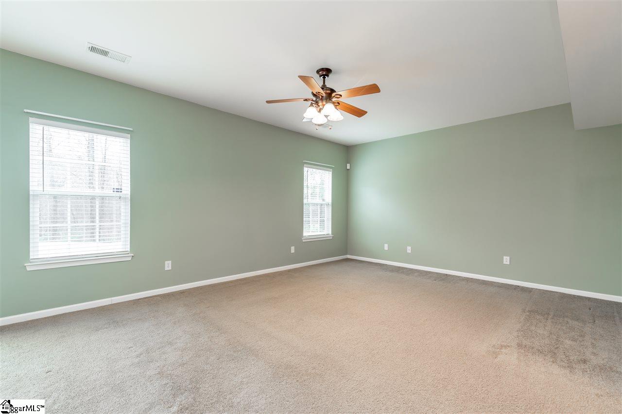 210 Bridgeport Road Boiling Springs, SC 29316 - Photo 5 of 36 Gallery Image 5