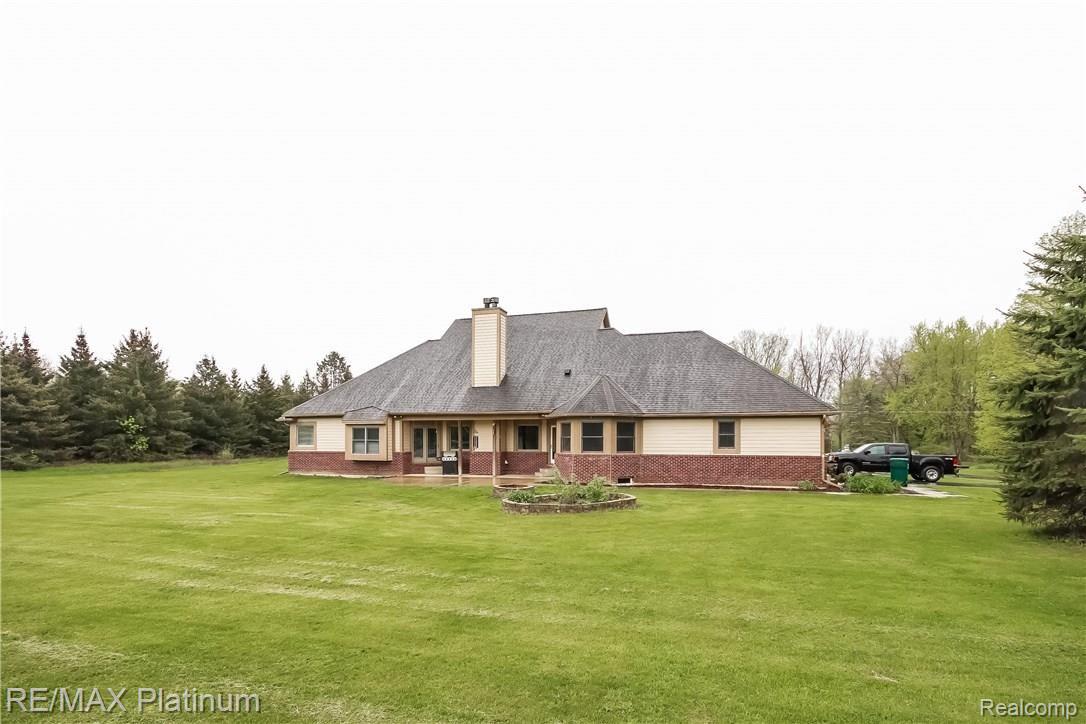 333 East Davis Road Howell, MI 48843 - Photo 52 of 65 053-5722276-large.jpg