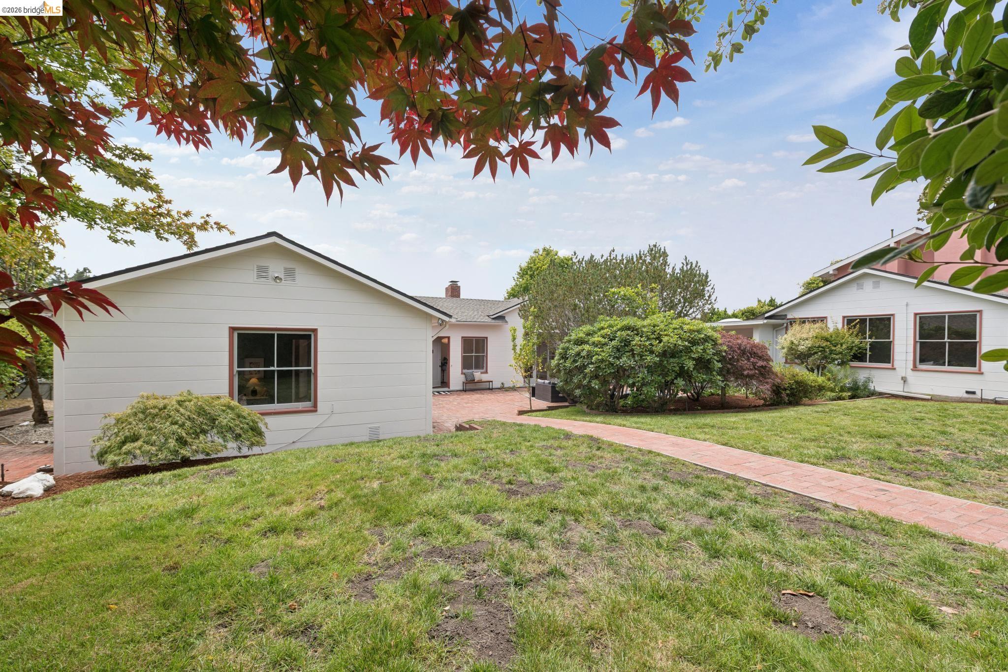 798 Creston Road Berkeley, CA 94708 - Photo 4 of 76