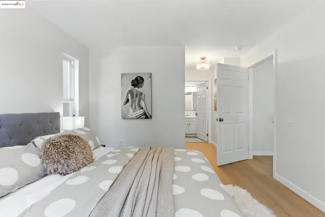 $568,000 | 555 10th Street, Unit 201, Oakland, CA 94607