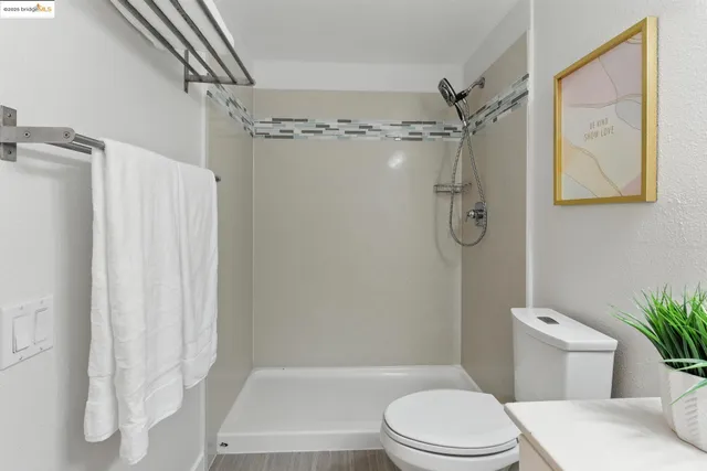 $568,000 | 555 10th Street, Unit 201, Oakland, CA 94607