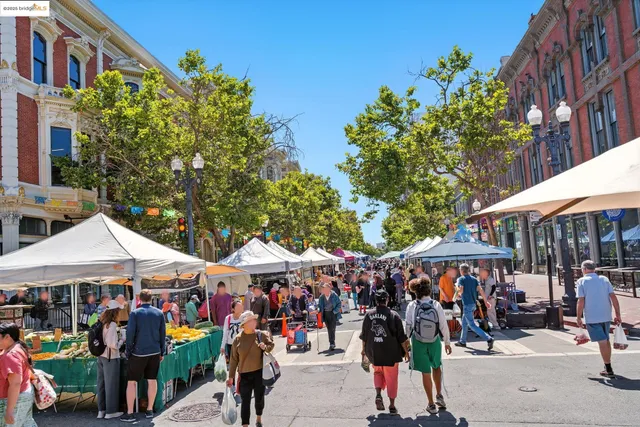 $568,000 | 555 10th Street, Unit 201, Oakland, CA 94607