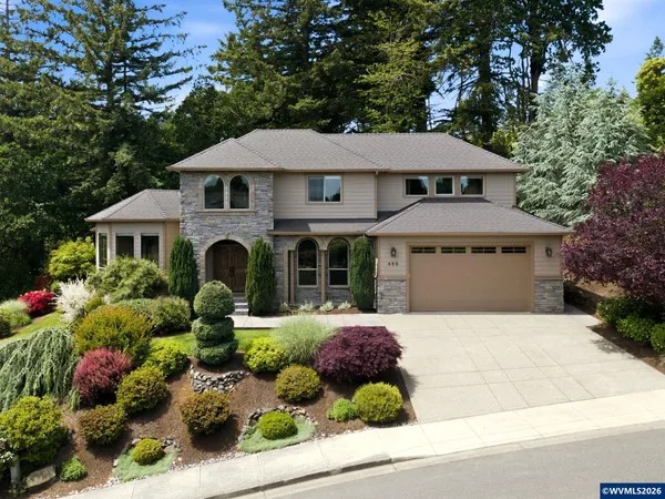 $879,000 | 450 Augusta Street Southeast, Salem, OR 97306