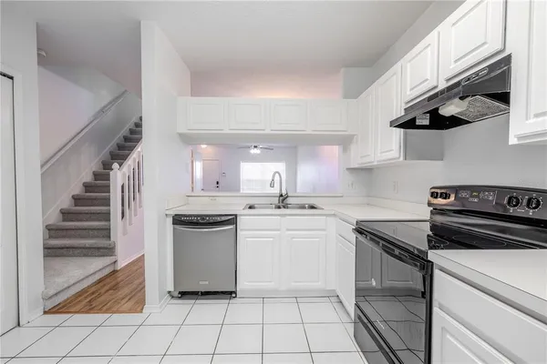 $172,000 | 2432 Lake Woodberry Circle, Brandon, FL 33510