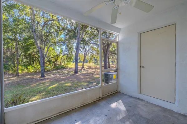 $172,000 | 2432 Lake Woodberry Circle, Brandon, FL 33510