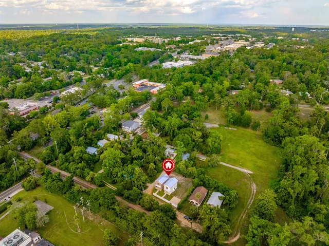 $2,100 | 637 East Seaboard Street, Unit 2, Tallahassee, FL 32301