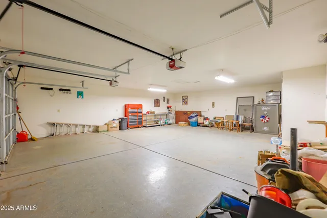 $450,000 | 211 West Camino De Mesa, Huachuca City, AZ 85616