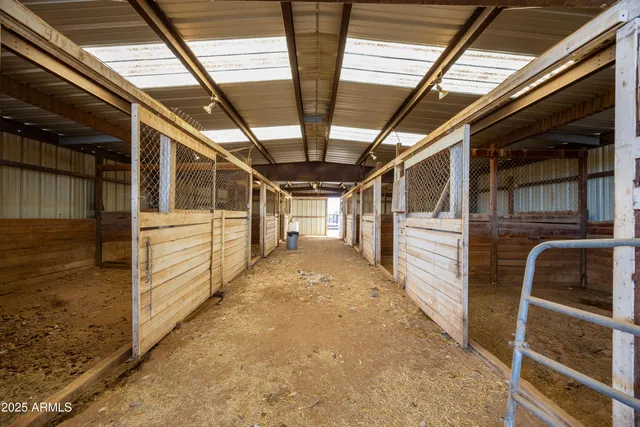 $450,000 | 211 West Camino De Mesa, Huachuca City, AZ 85616