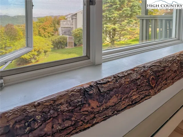 $272,900 | 367 Skyleaf Drive, Unit D8, Sugar Mountain, NC 28604