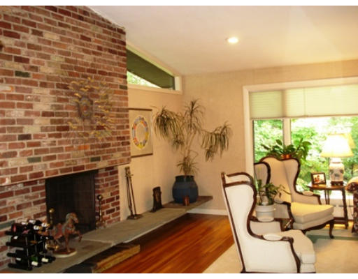 120 Harwich Road Newton, MA 02467 - Photo 7 of 11