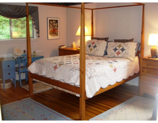 120 Harwich Road Newton, MA 02467 - Photo 9 of 11