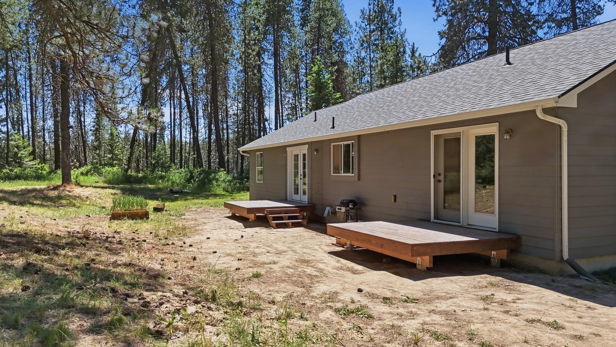37106 North Muehle Road Elk, WA 99009 - Photo 27 of 32