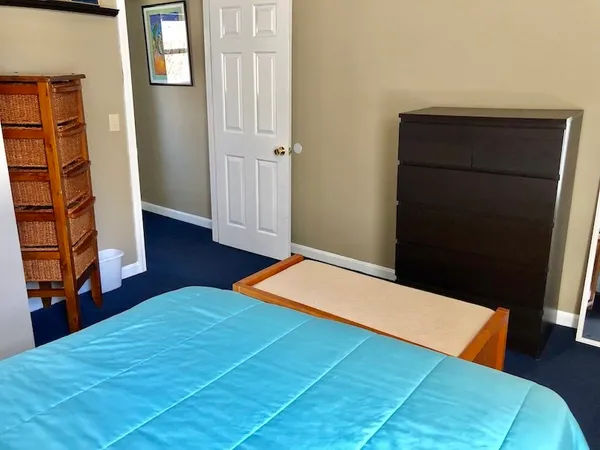 $2,600 | 99 Spring Street, Unit T1, Newport, RI 02840