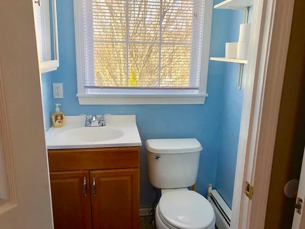 $2,600 | 99 Spring Street, Unit T1, Newport, RI 02840