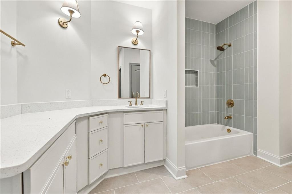 260 Cameron Ridge Drive Northwest Atlanta, GA 30328 - Photo 46 of 74 Gallery Image 46