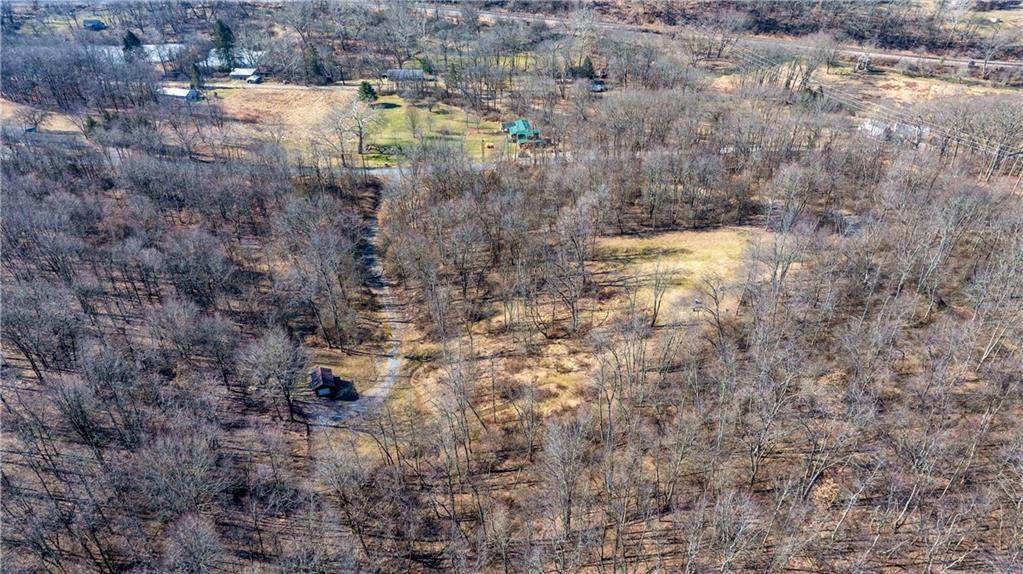 173 Textor School Road Evans City, PA 16033 - Photo 4 of 9