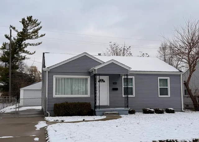 $1,800 | 541 East Bennett Avenue, Ferndale, MI 48220