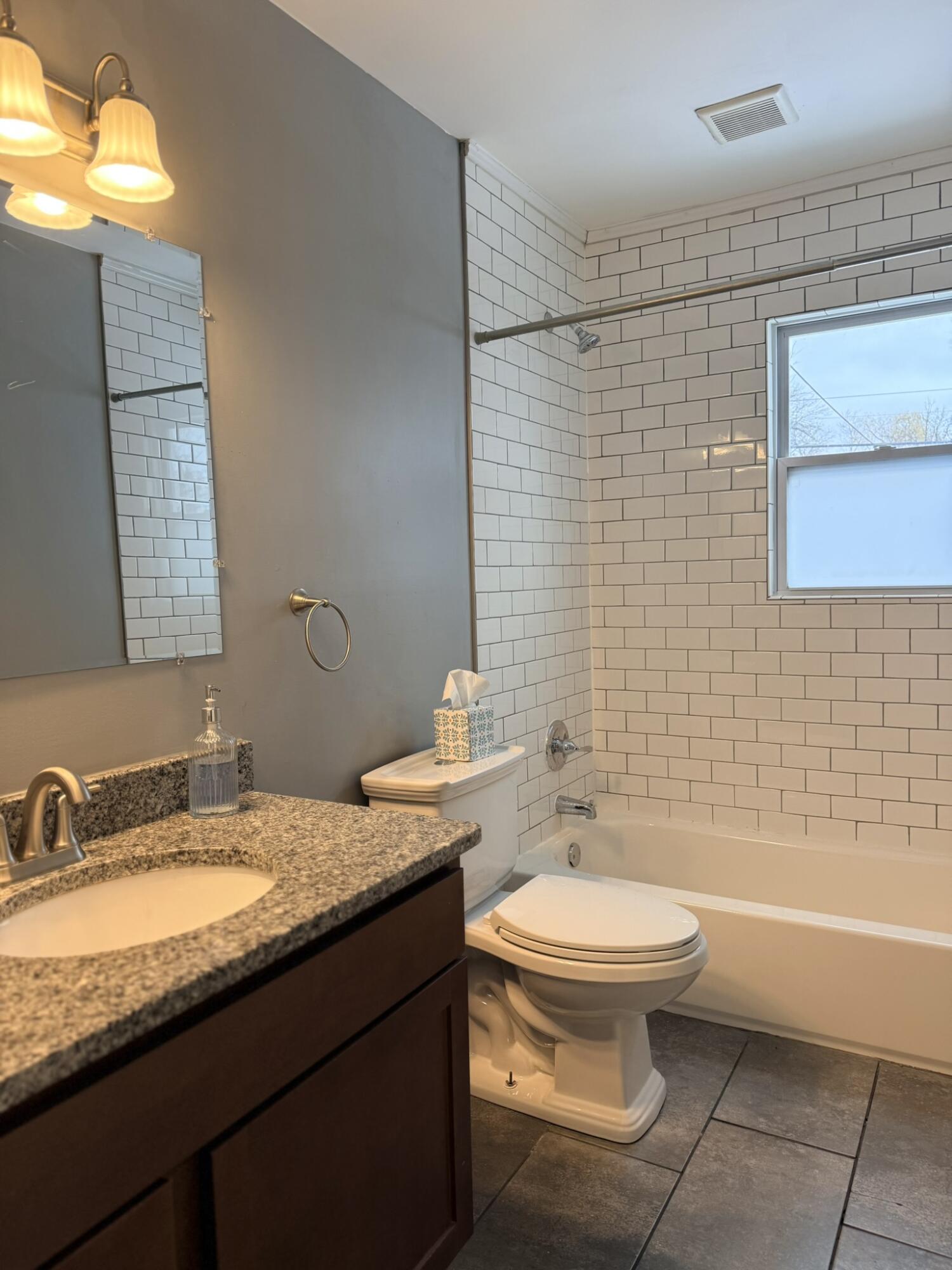 541 East Bennett Avenue Ferndale, MI 48220 - Photo 15 of 18 IMG_4359