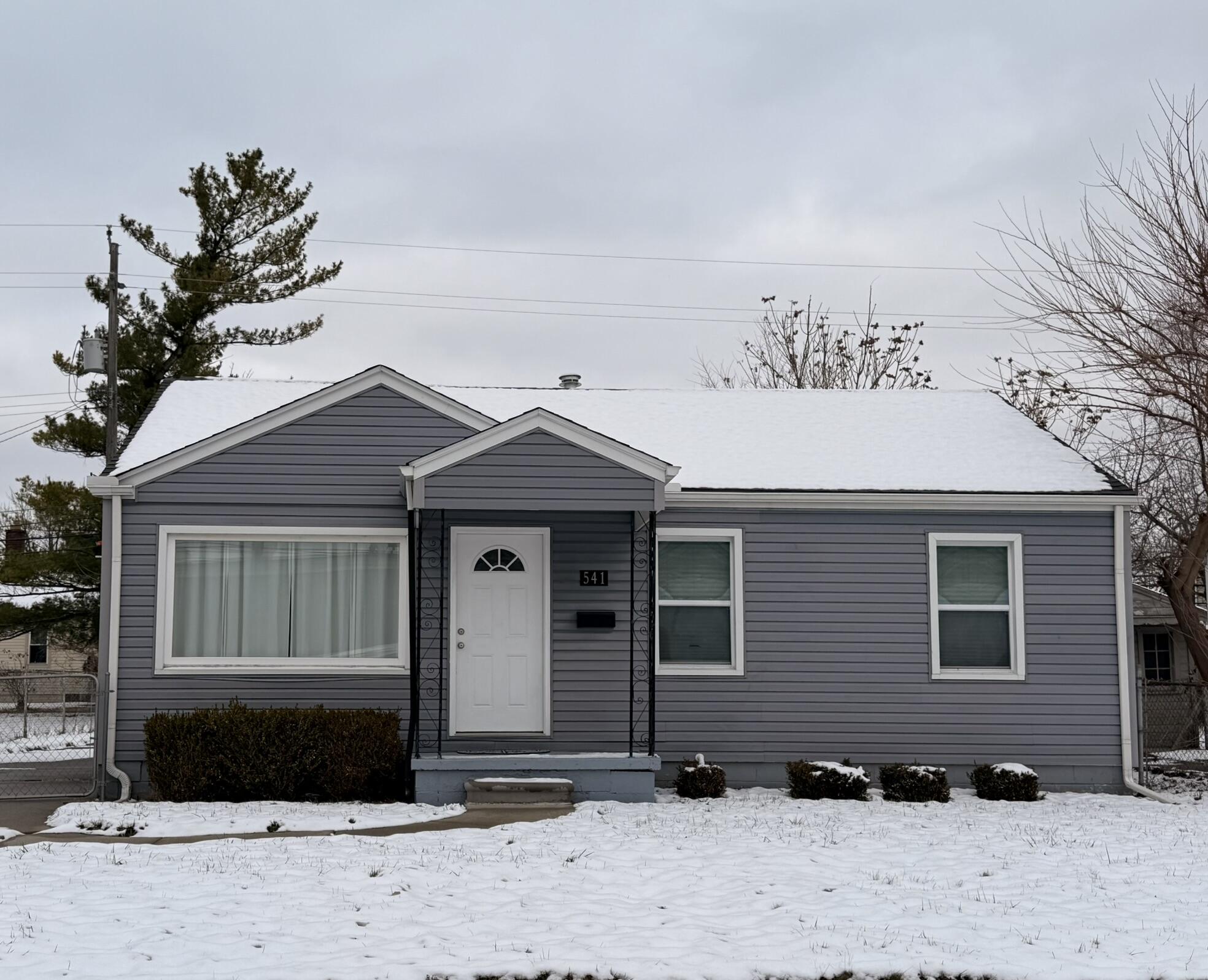 541 East Bennett Avenue Ferndale, MI 48220 - Photo 2 of 18 IMG_4338